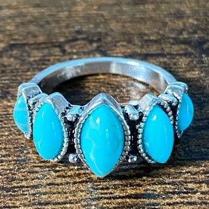 Boho Style Turquoise & Stainless Steel Women’s Ring Size 7